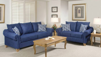Фото - Правила использования синего дивана в интерьере гостиной